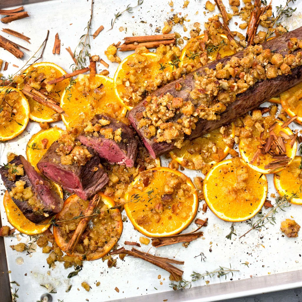 Rehnierstück mit Orangen-Kruste