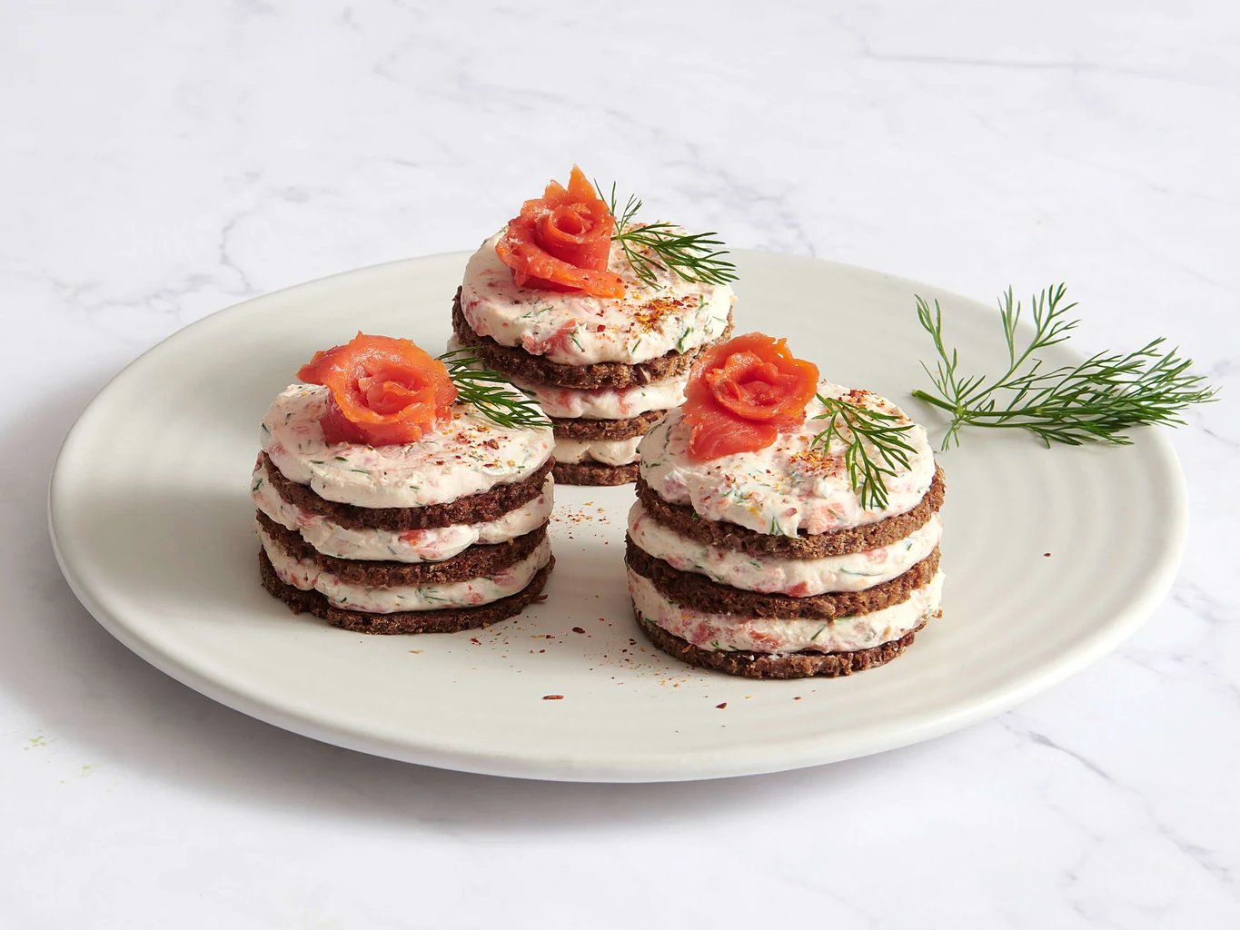 Tortine alla ricotta con salmone