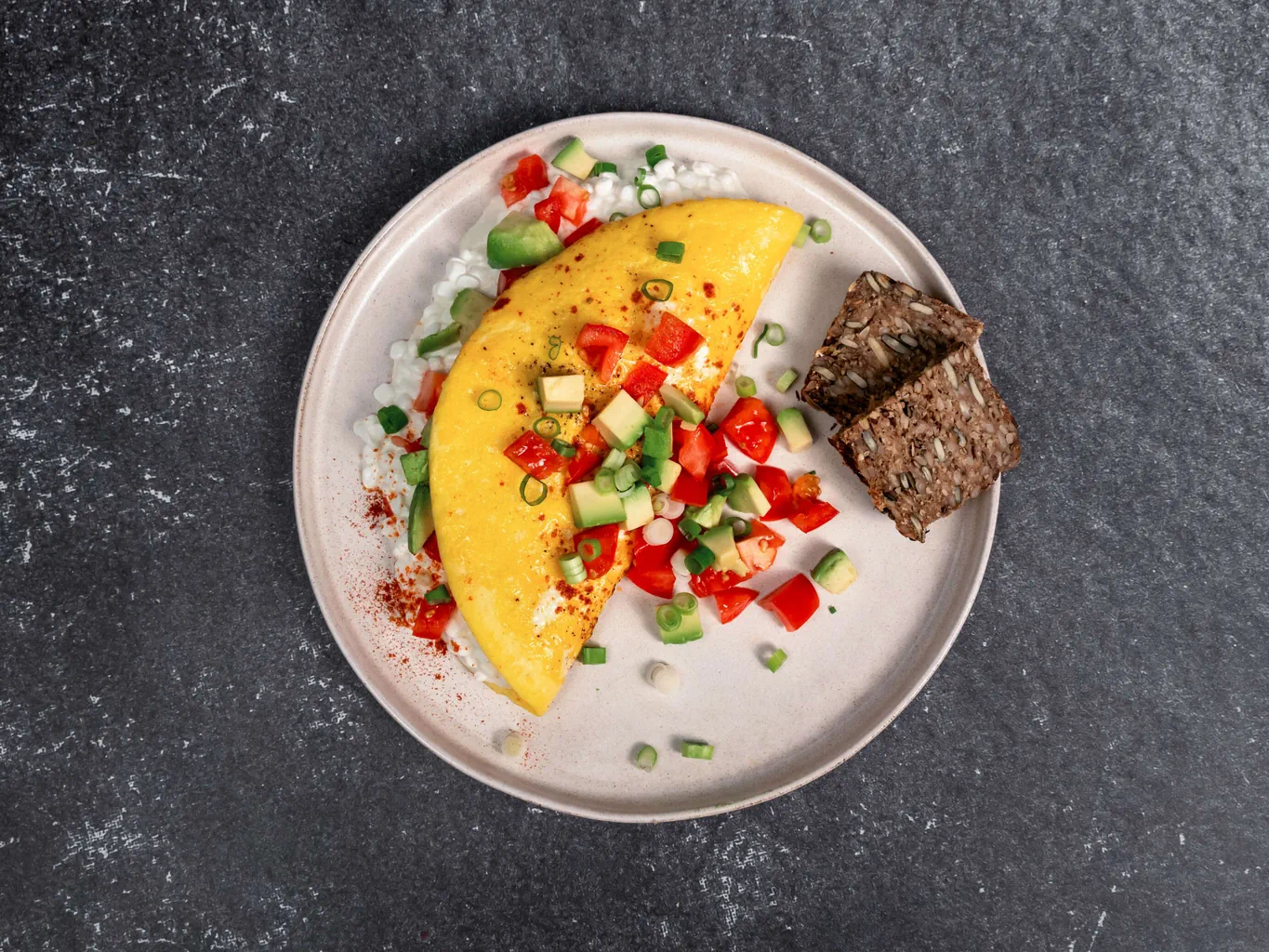 Omelette proteica con cottage cheese