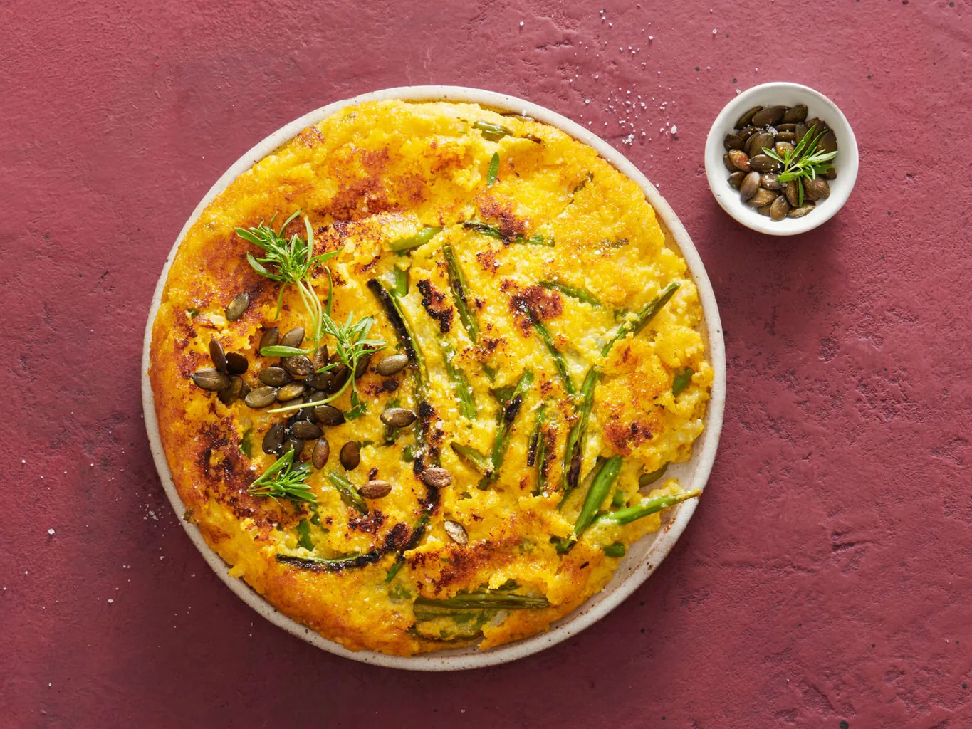 Polenta rôtie avec haricots verts