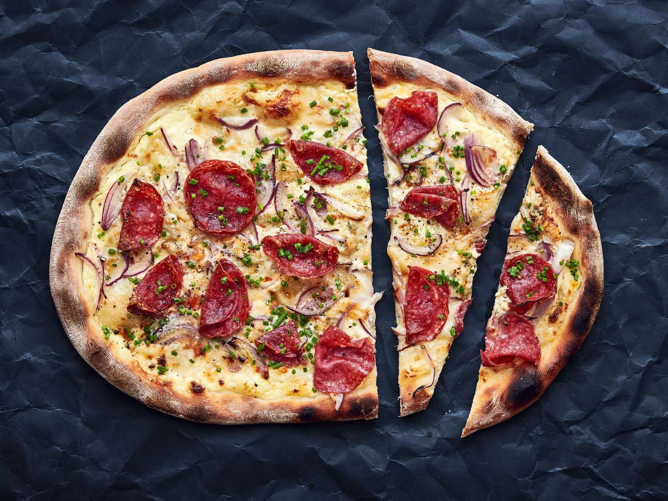 Tarte flambée avec salsiz de cerf