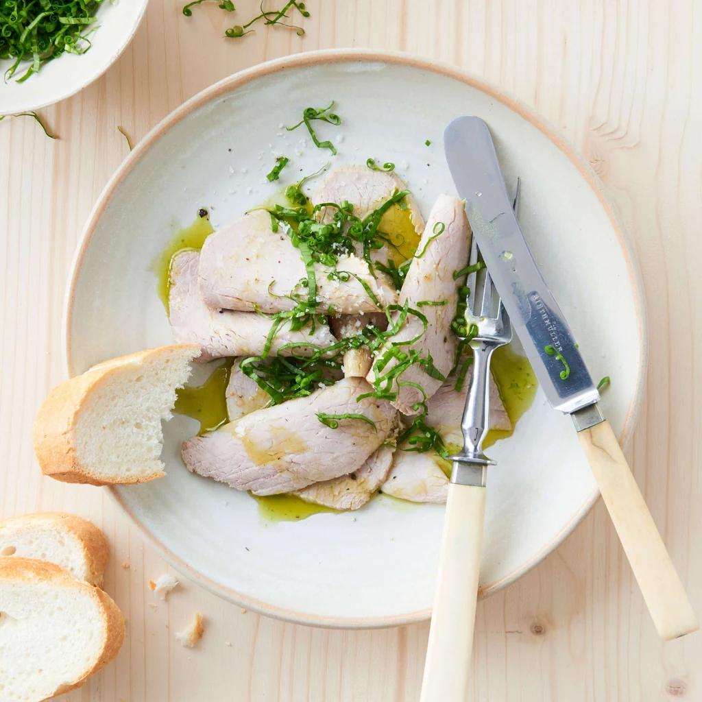 Kaltes Kalbfleisch mit Bärlauchöl