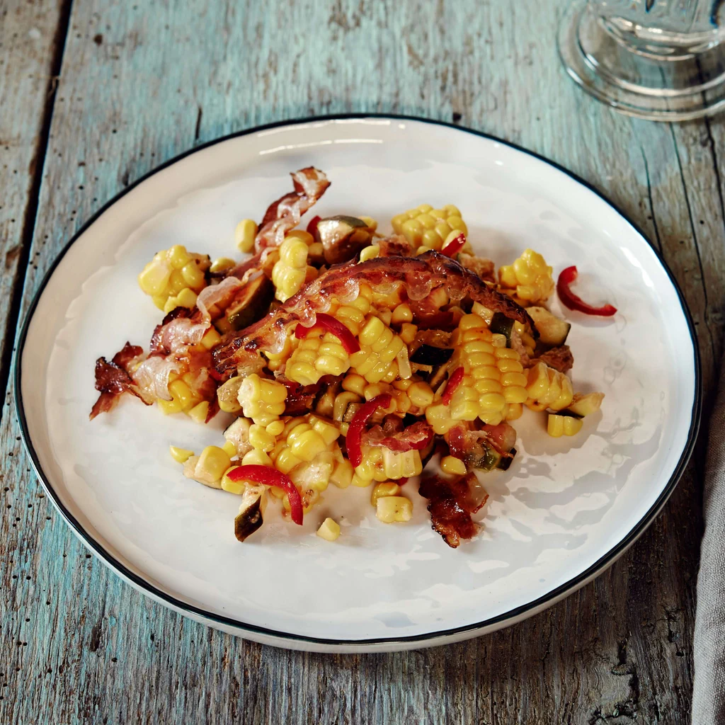 Maissalat mit Feigen und Speck