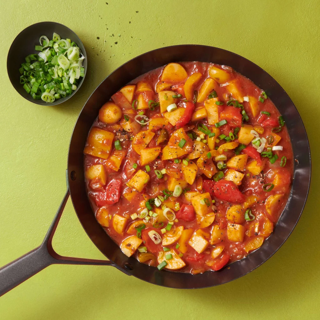 One pot de pommes de terre aux légumes
