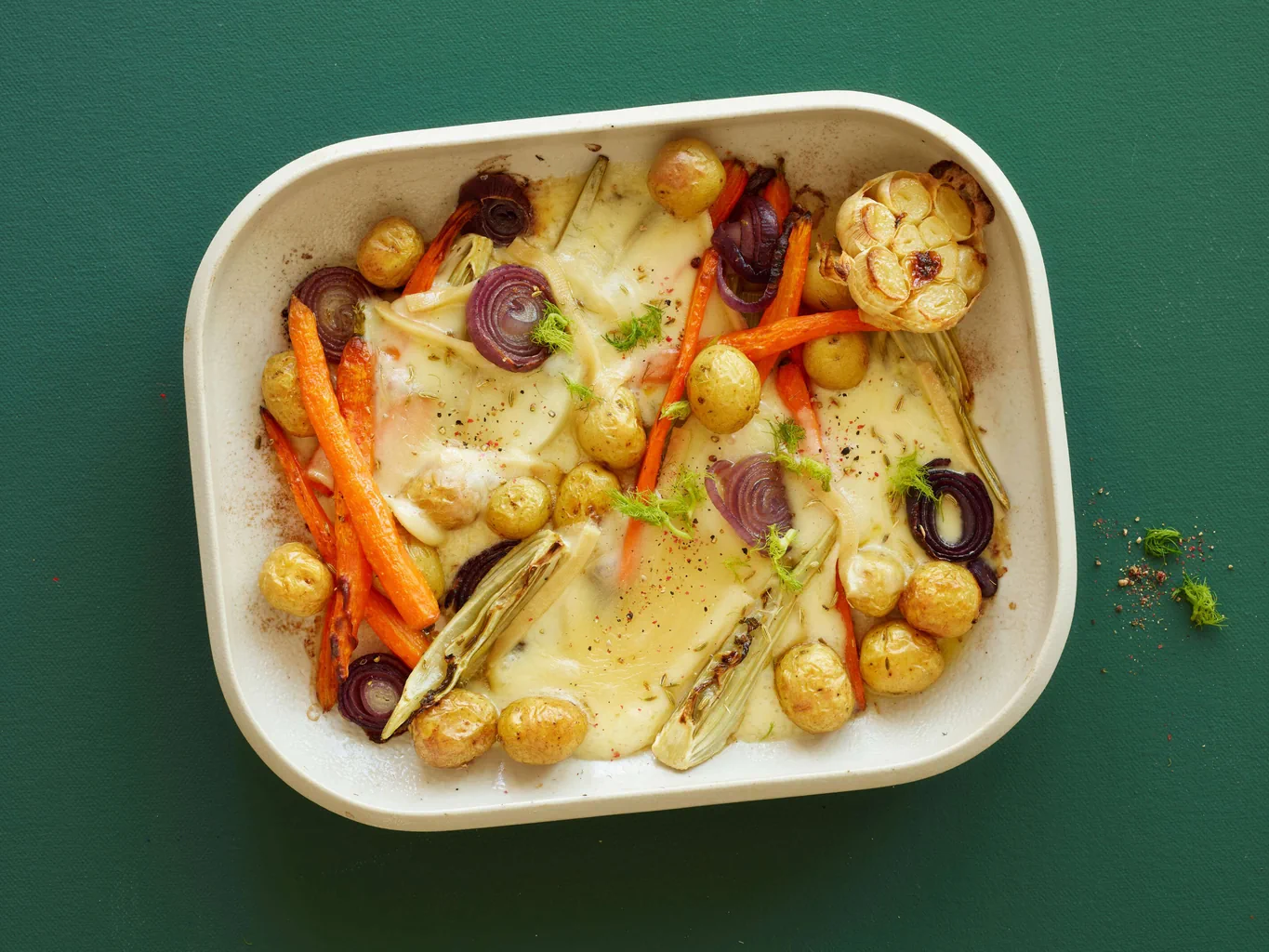 Verdure al forno con formaggio per raclette