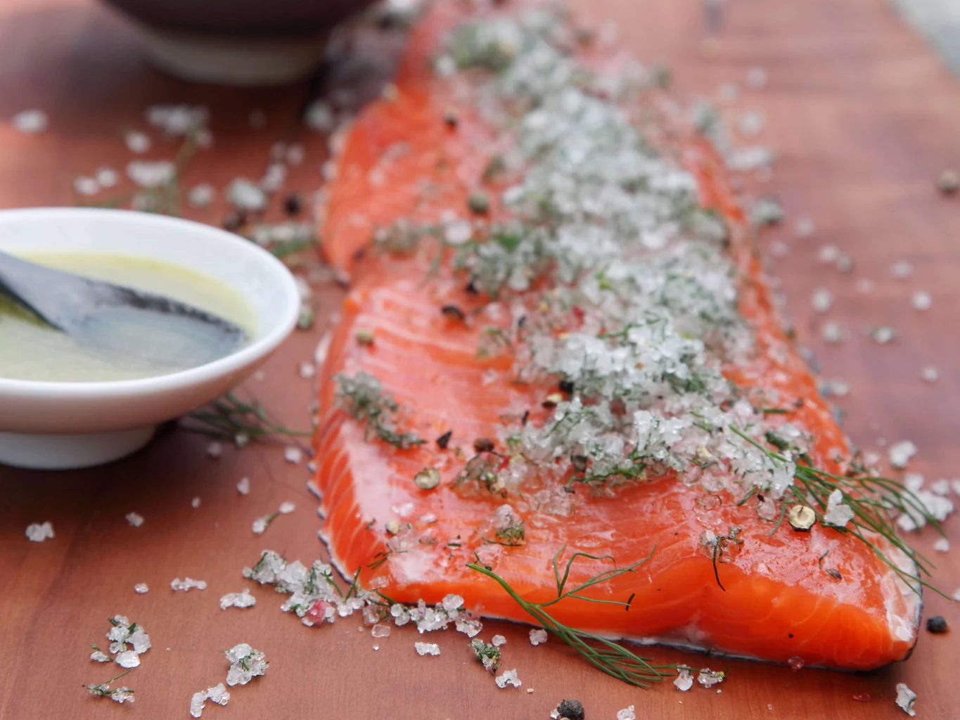 Truite marinée avec sauce miel-wasabi