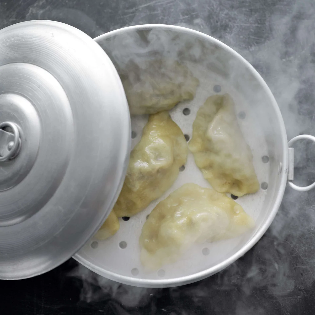 Momos mit Garam Masala