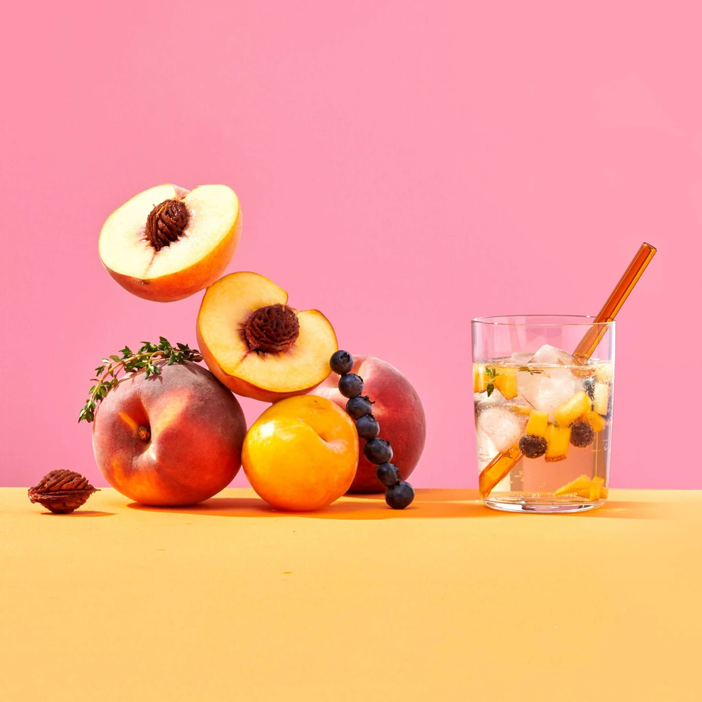 Punch aux fruits à noyau et aux myrtilles 