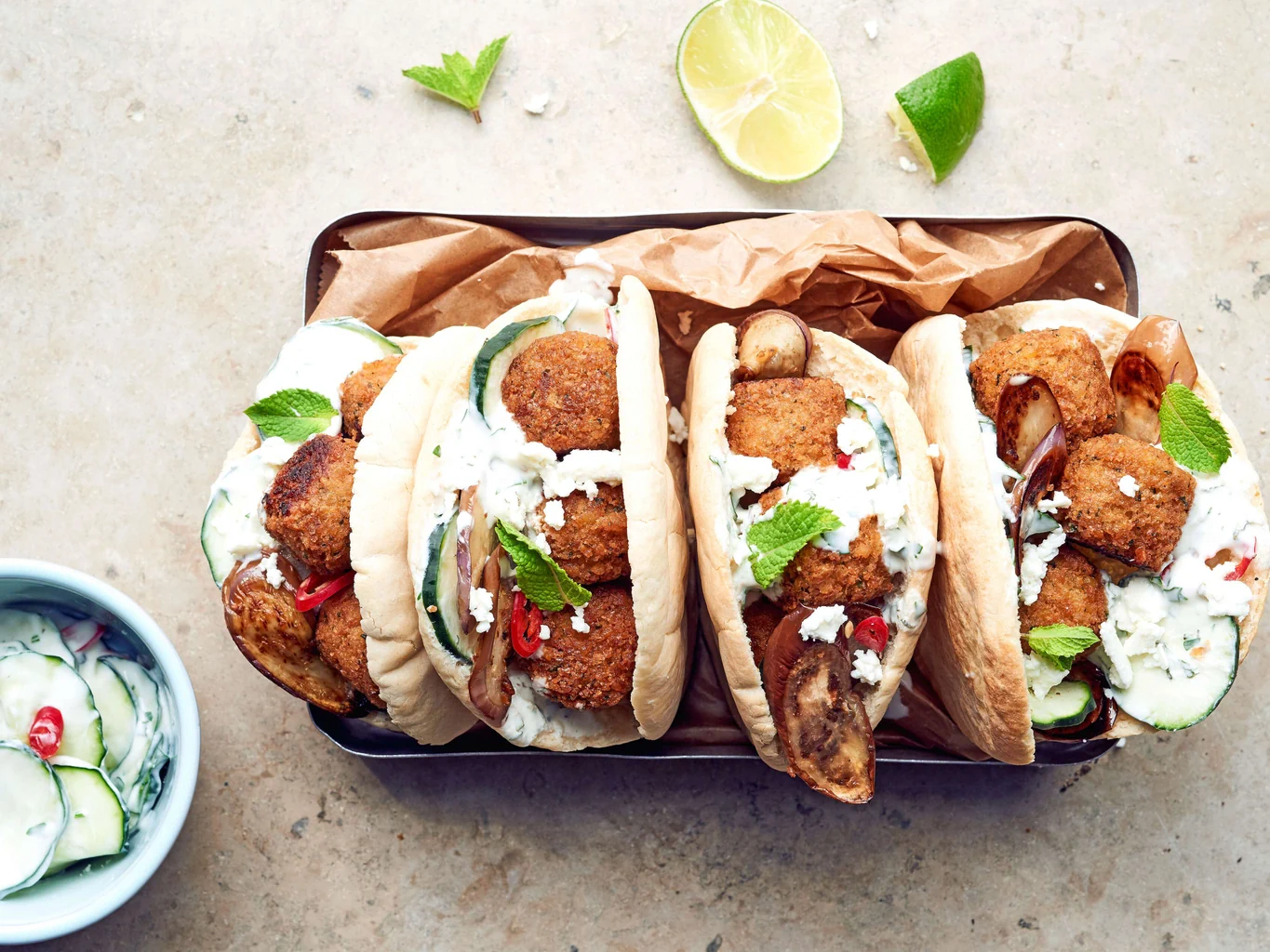 Pane pita con falafel