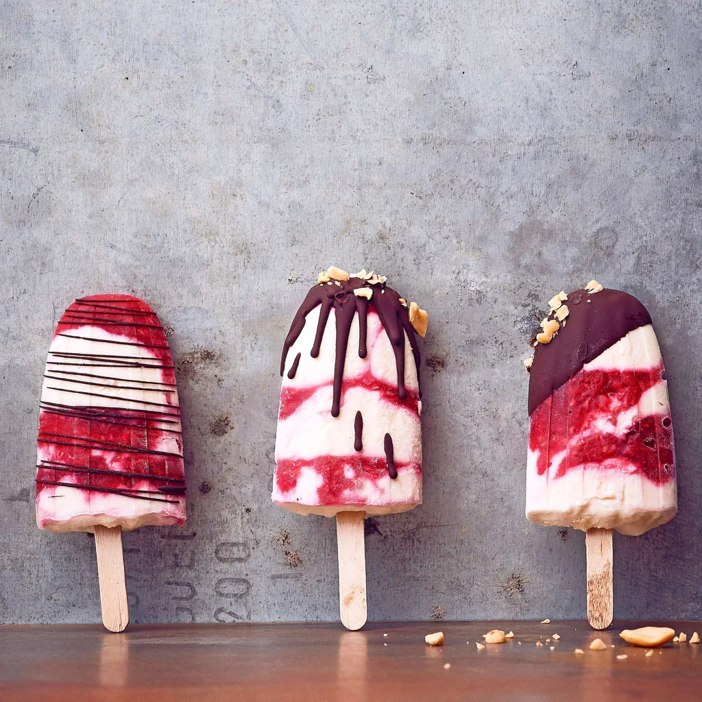 Bier-Glace mit Himbeeren