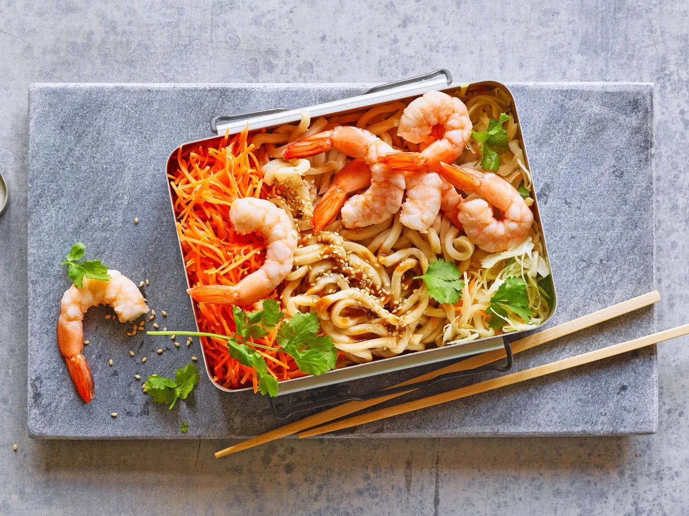 Udon-Nudeln mit Crevetten