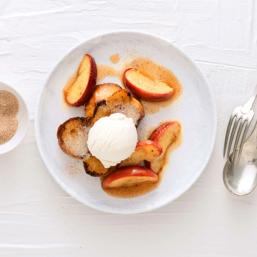 Veganer French-Toast mit Vanilleglace
