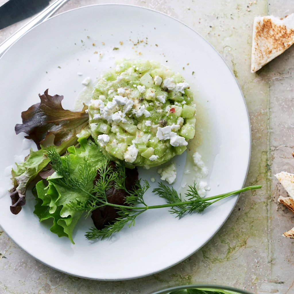 Tartare de concombre à la feta