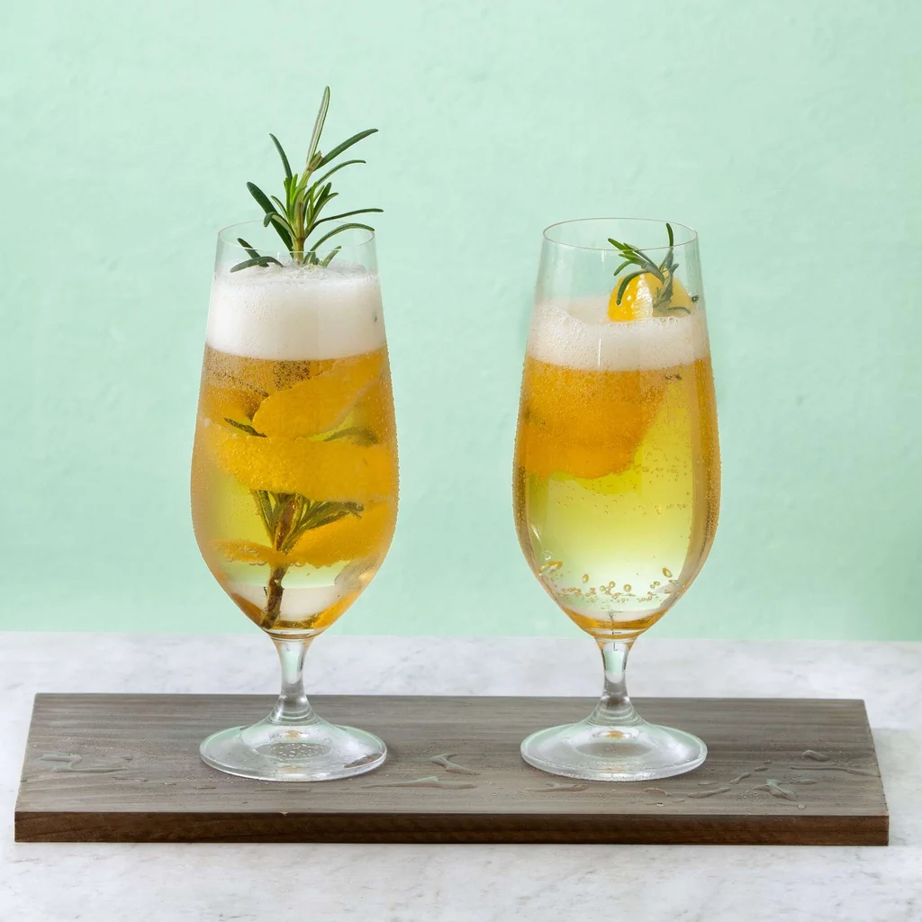 Mocktail à la bière et au sureau