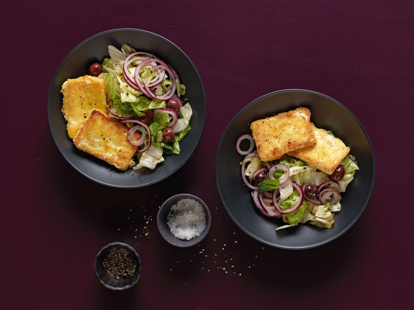 Feta croustillante avec salade