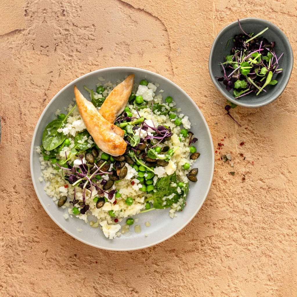 Insalata calda di cavolfiore al pollo