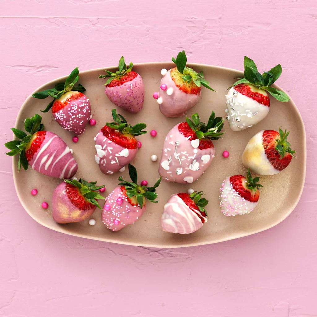 Fragole rosa al cioccolato