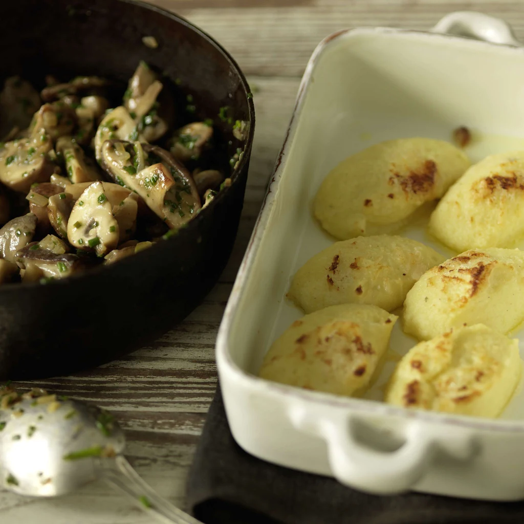 Quenelles de semoule aux champignons