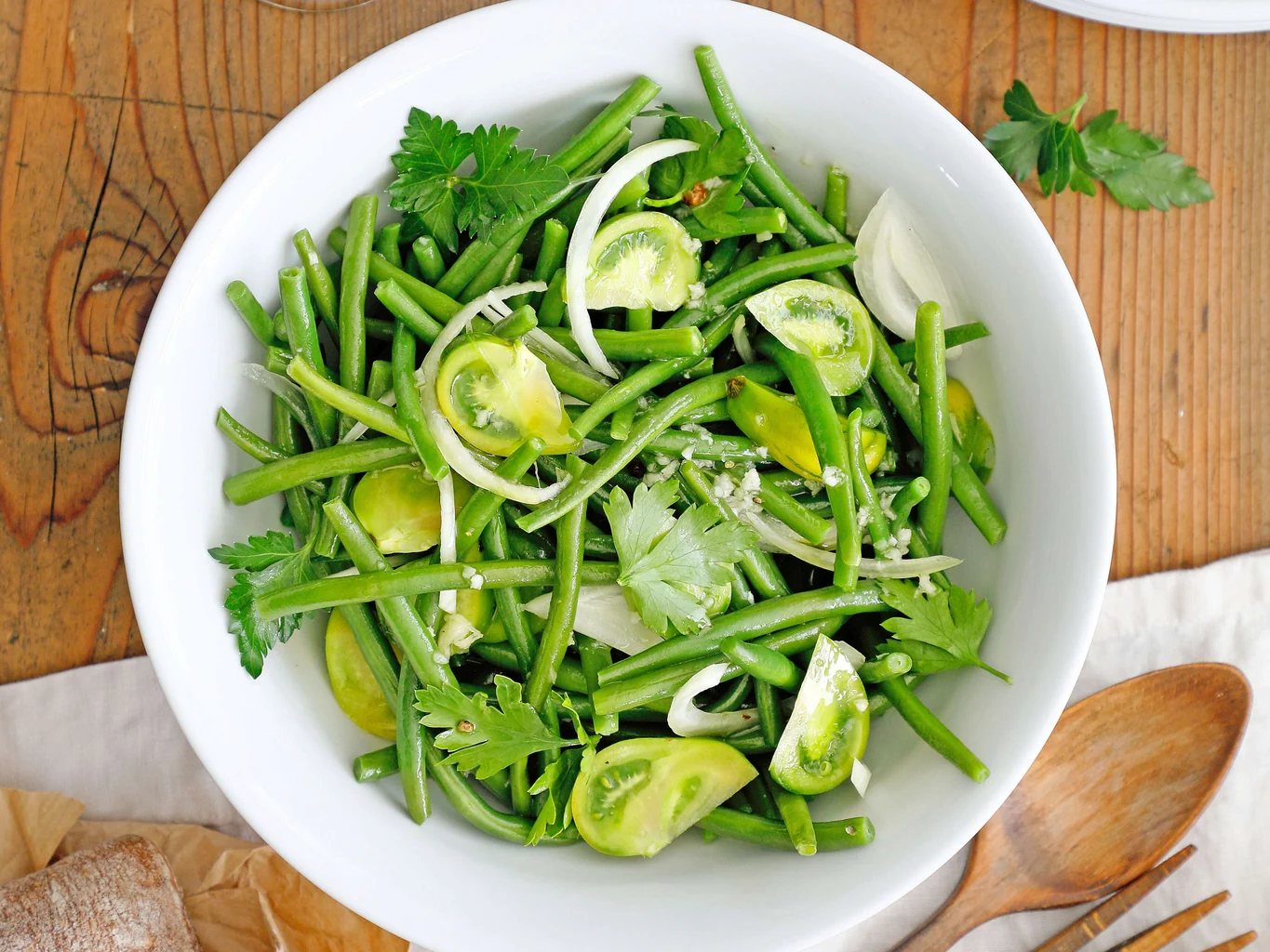 Salade de haricots verts et tomates vertes