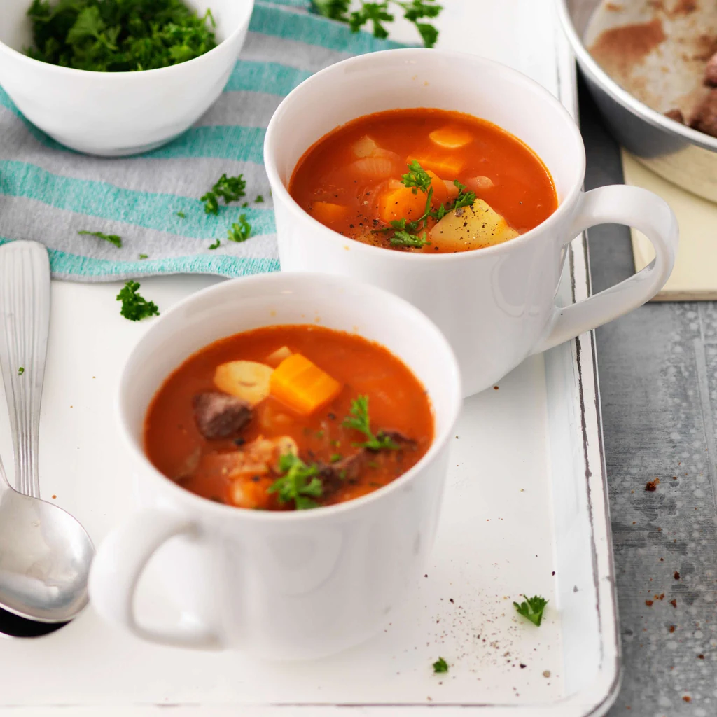 Gulaschsuppe mit Rindshuft