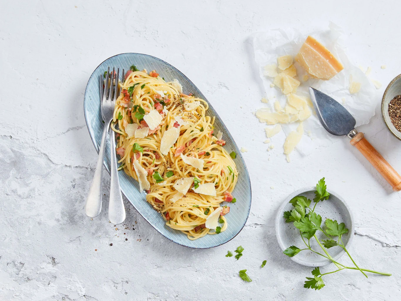 Spaghetti alla carbonara con pancetta