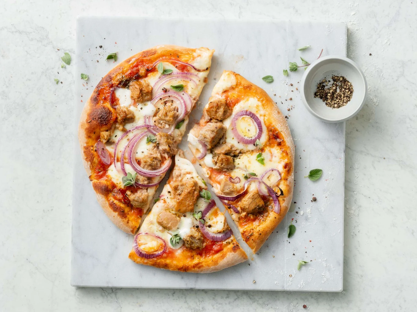 Pizza al tonno