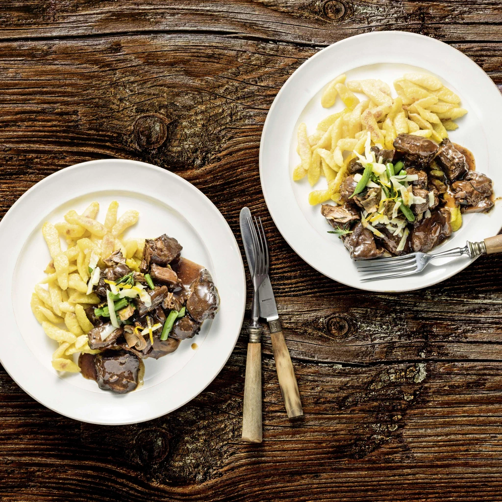 Rehpfeffer mit Greyerzer-Gremolata