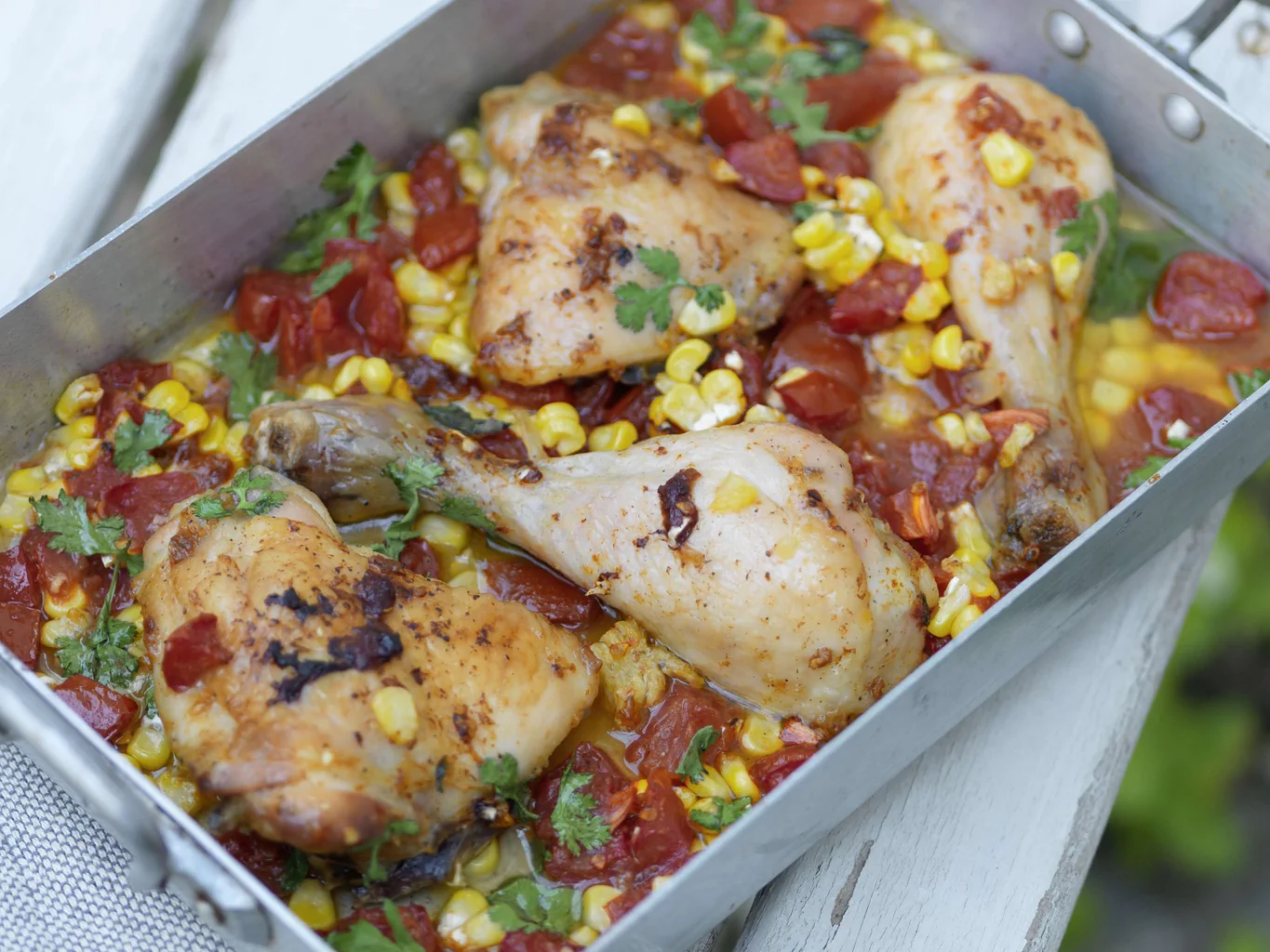 Pouletschenkel mit Gemüse