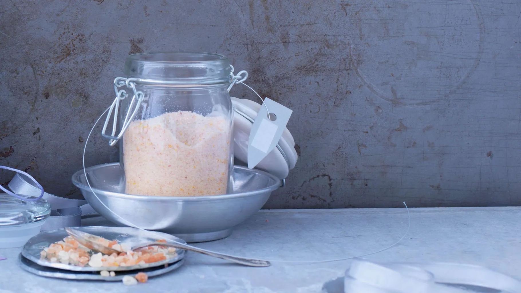 Condiment aromatique: sel à l’orange