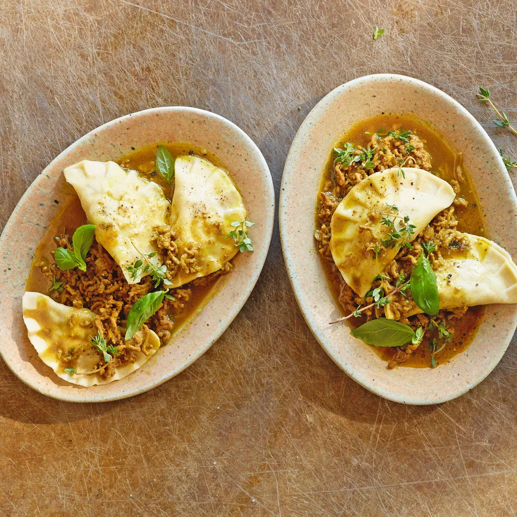 Ravioli aux champignons sur viande hachée