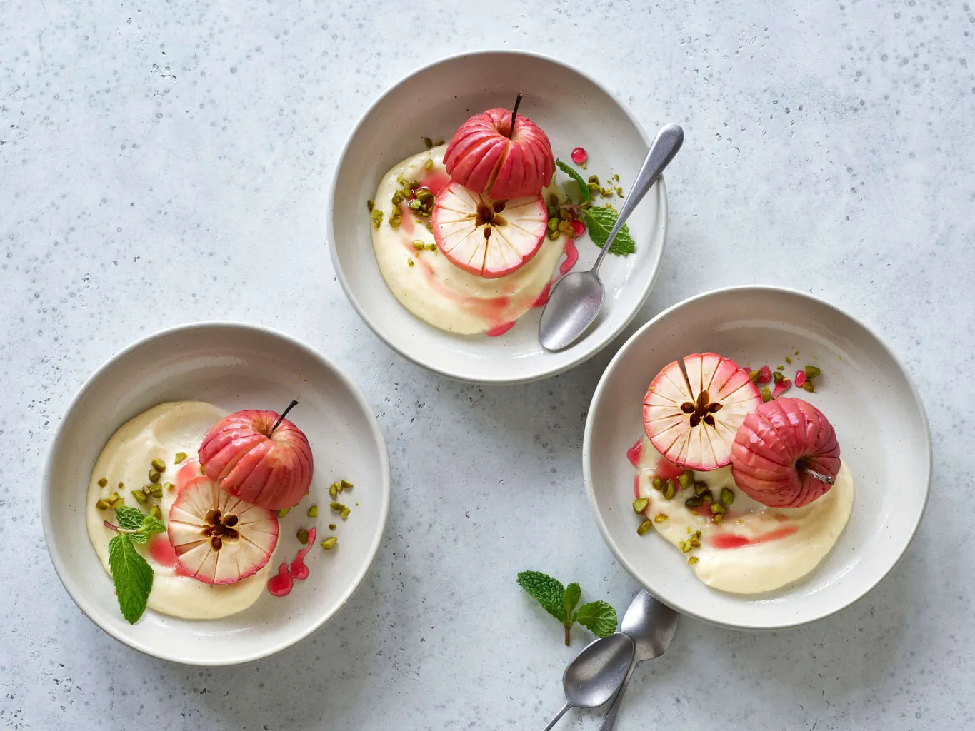 Pomme rôtie sur crème vanille