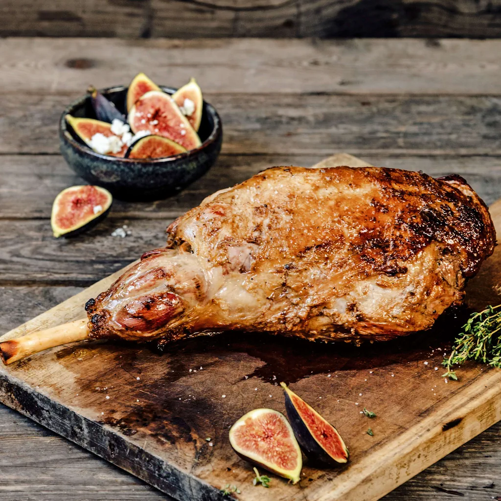 Gigot d'agneau avec figues et feta