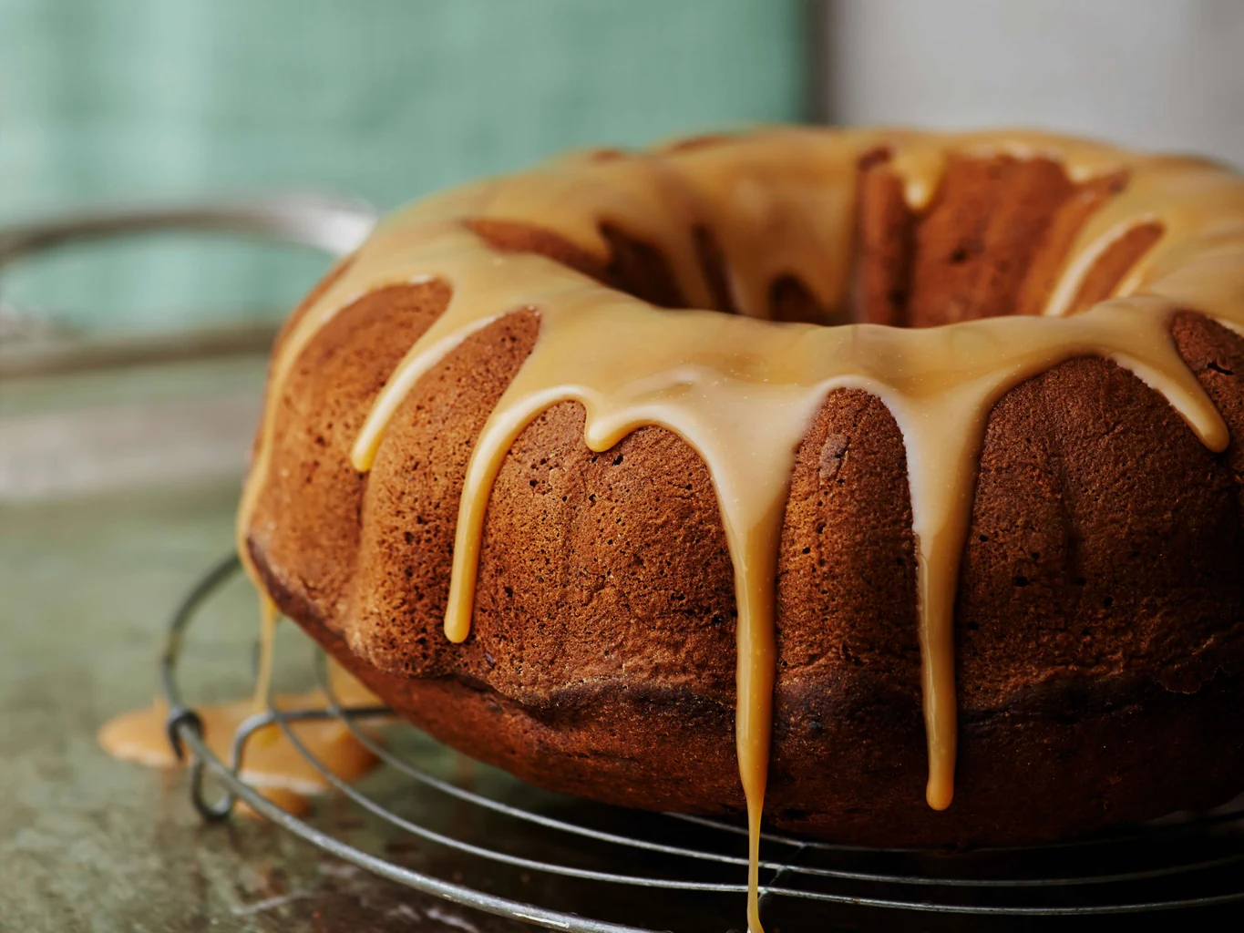 Bananenkuchen mit Caramelsauce
