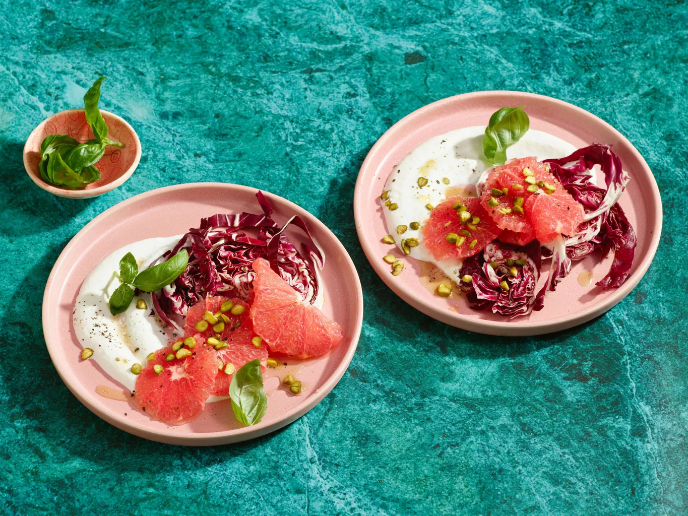 Crème de burrata avec salade de grapefruits