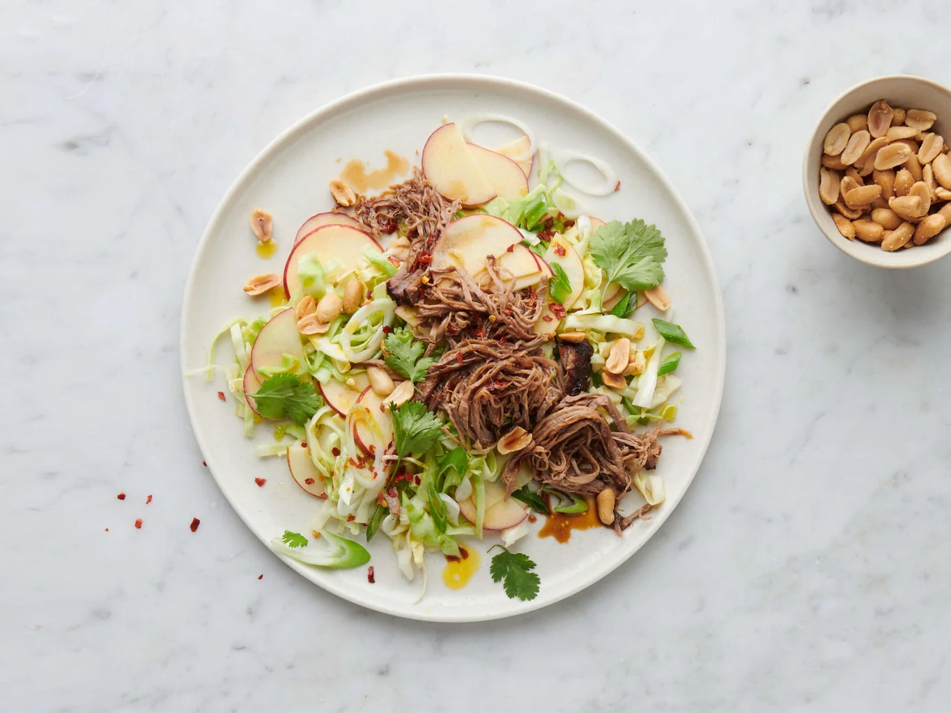 Pulled beef con coleslaw alle mele