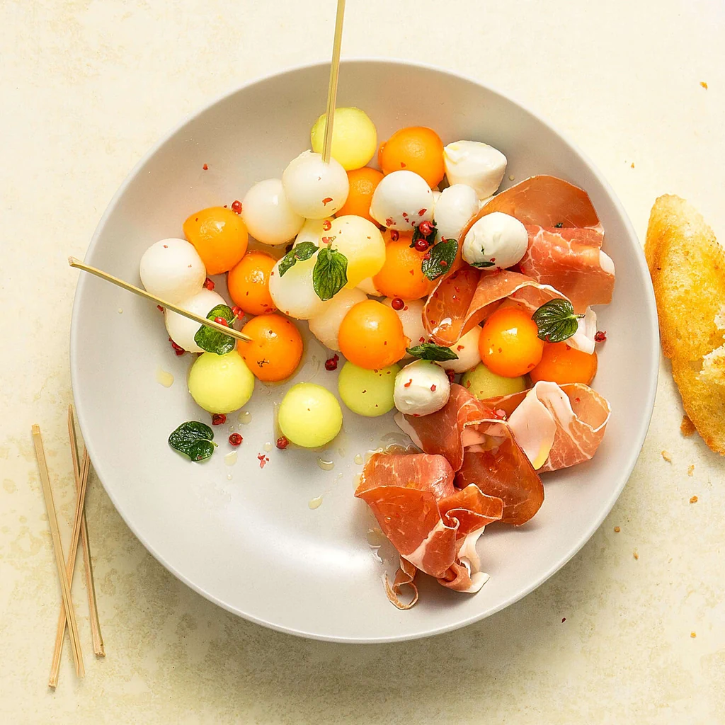 Melonenkugeln mit Parmaschinken