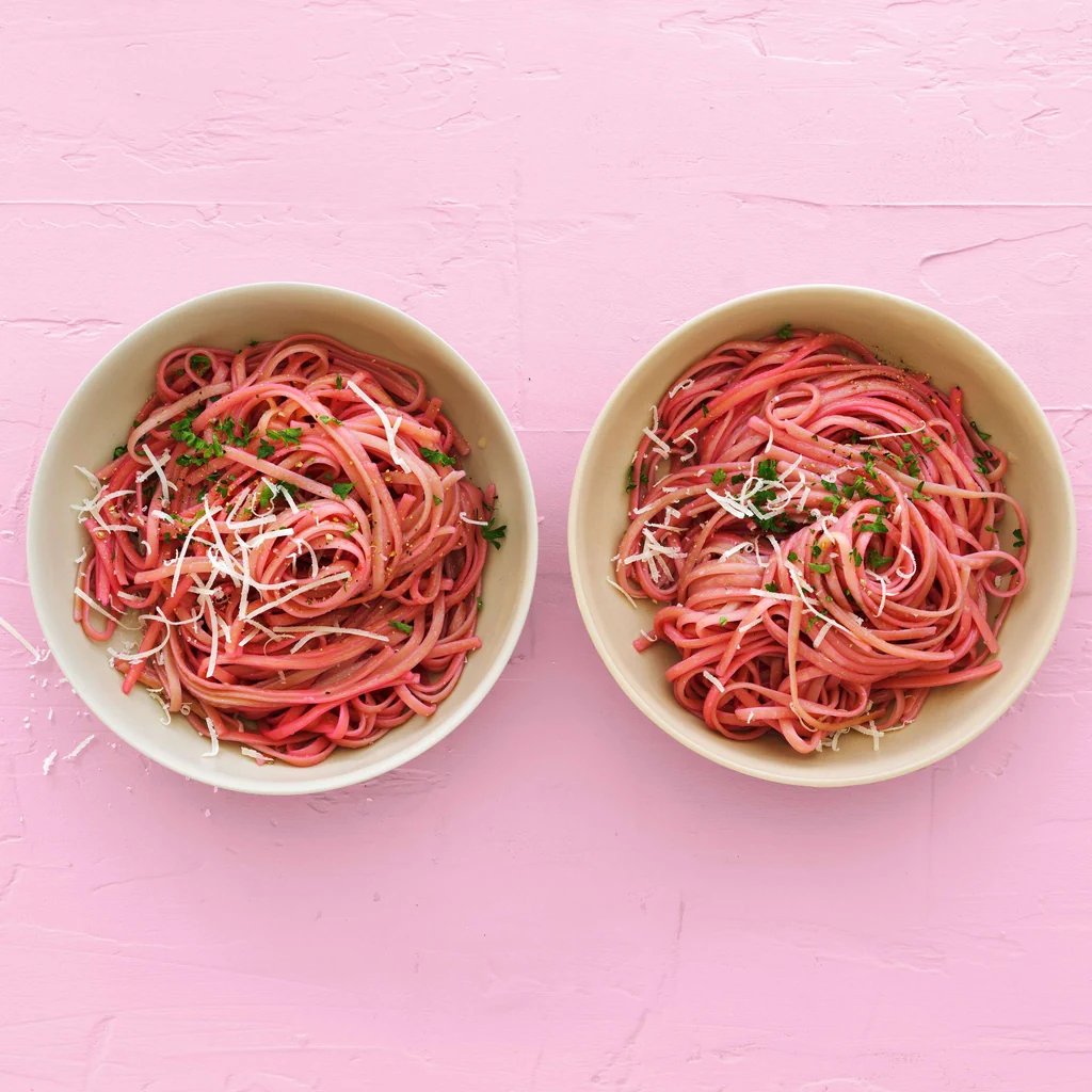 Rosa Zitronen-Linguine