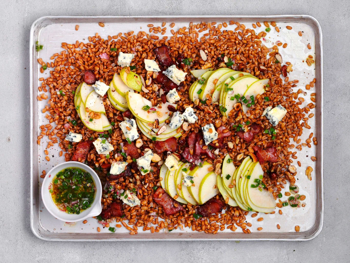 Salade d'épeautre à la poire