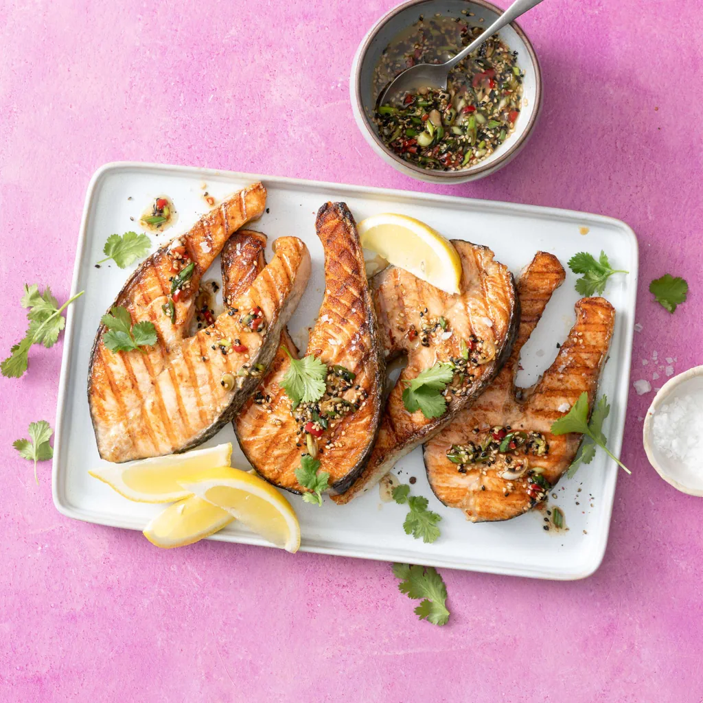 Trancio di salmone marinato al sesamo