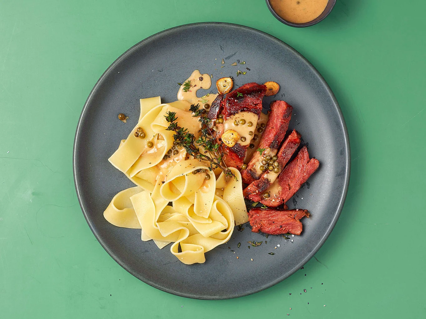 Planted steak avec sauce au poivre