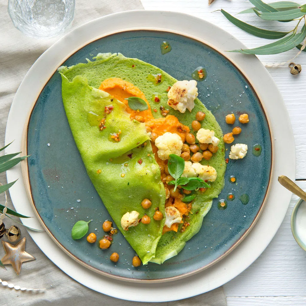 Spinatcrêpe mit Süsskartoffeln