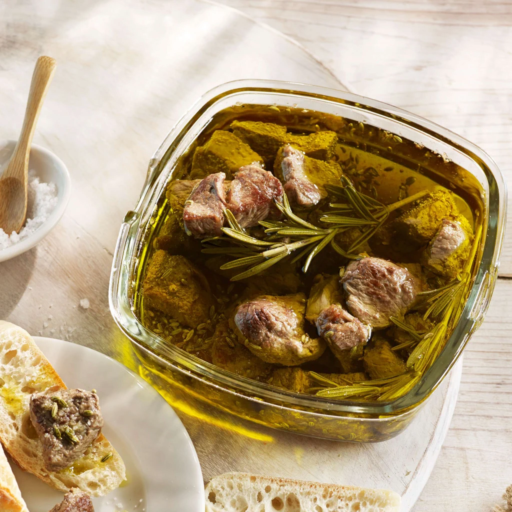 Spezzatino d’agnello in olio di oliva