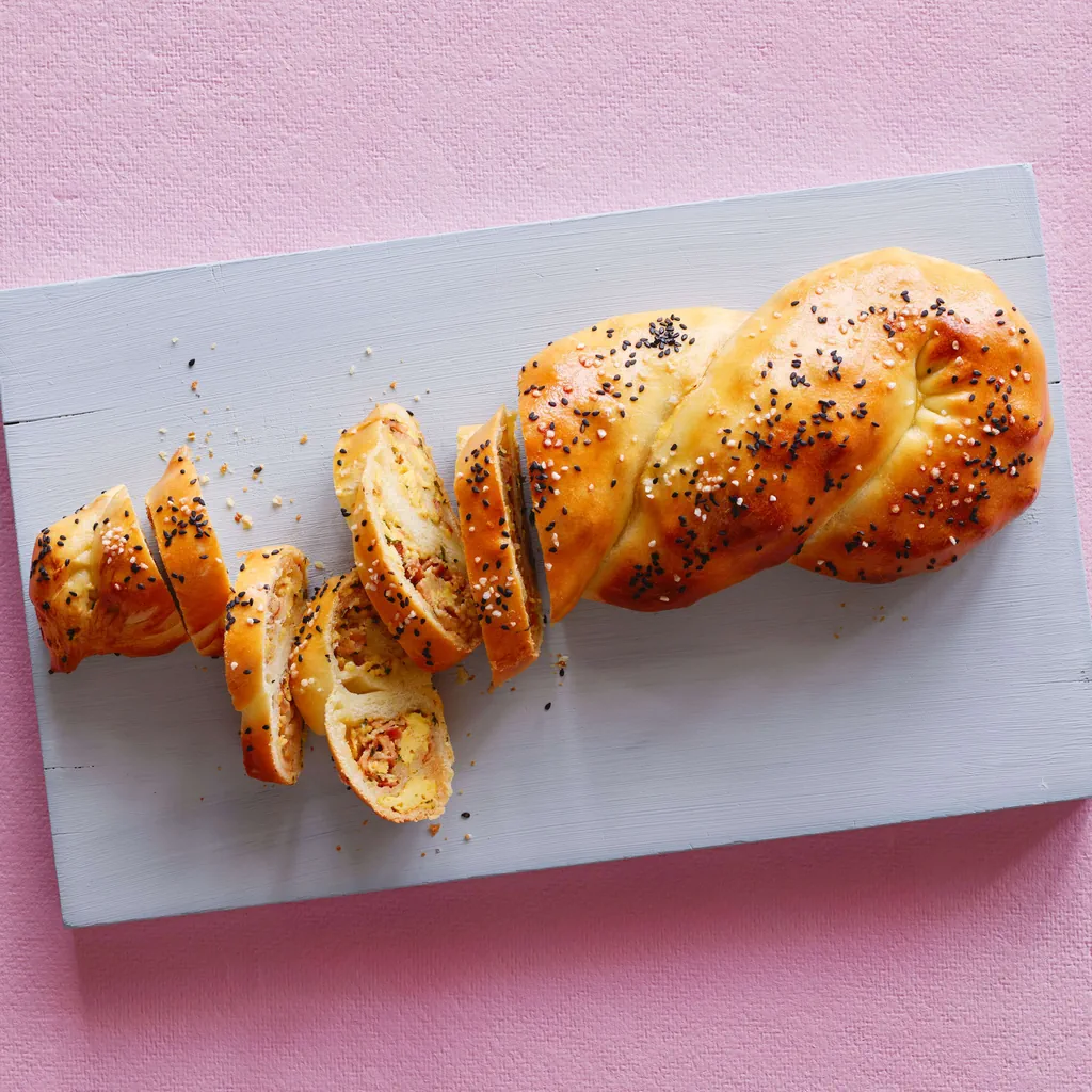 Rührei-Speck-Käse-Spirale