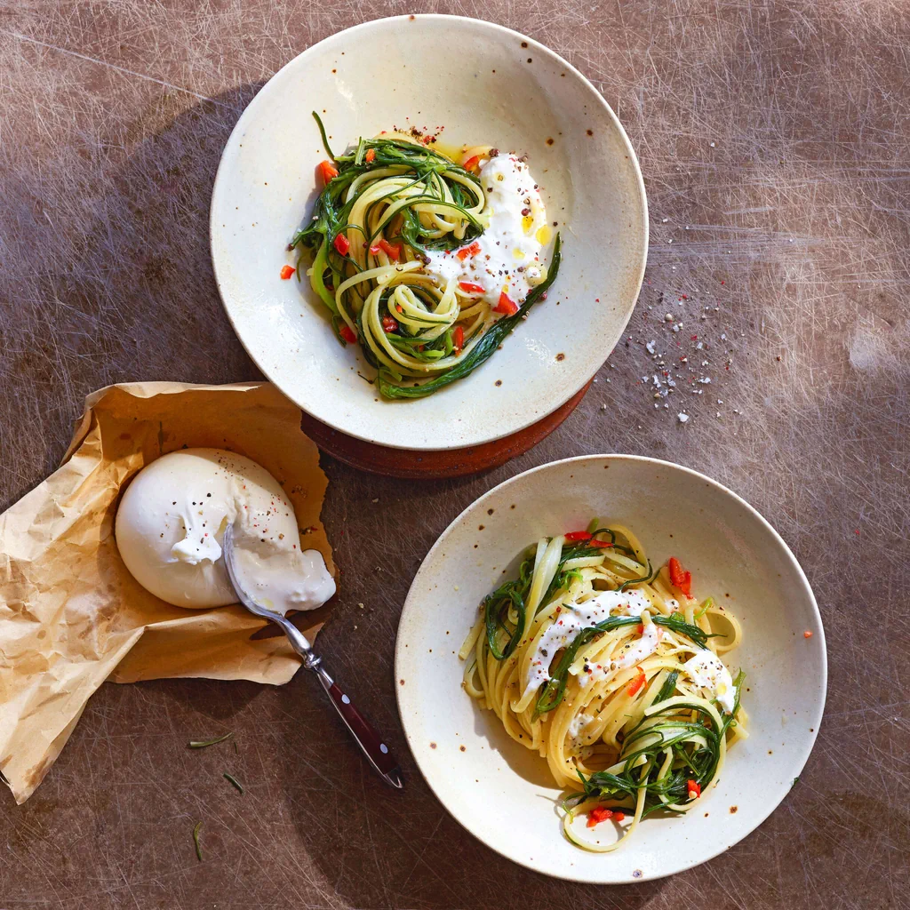 Tagliatelle avec barba di frate et burrata