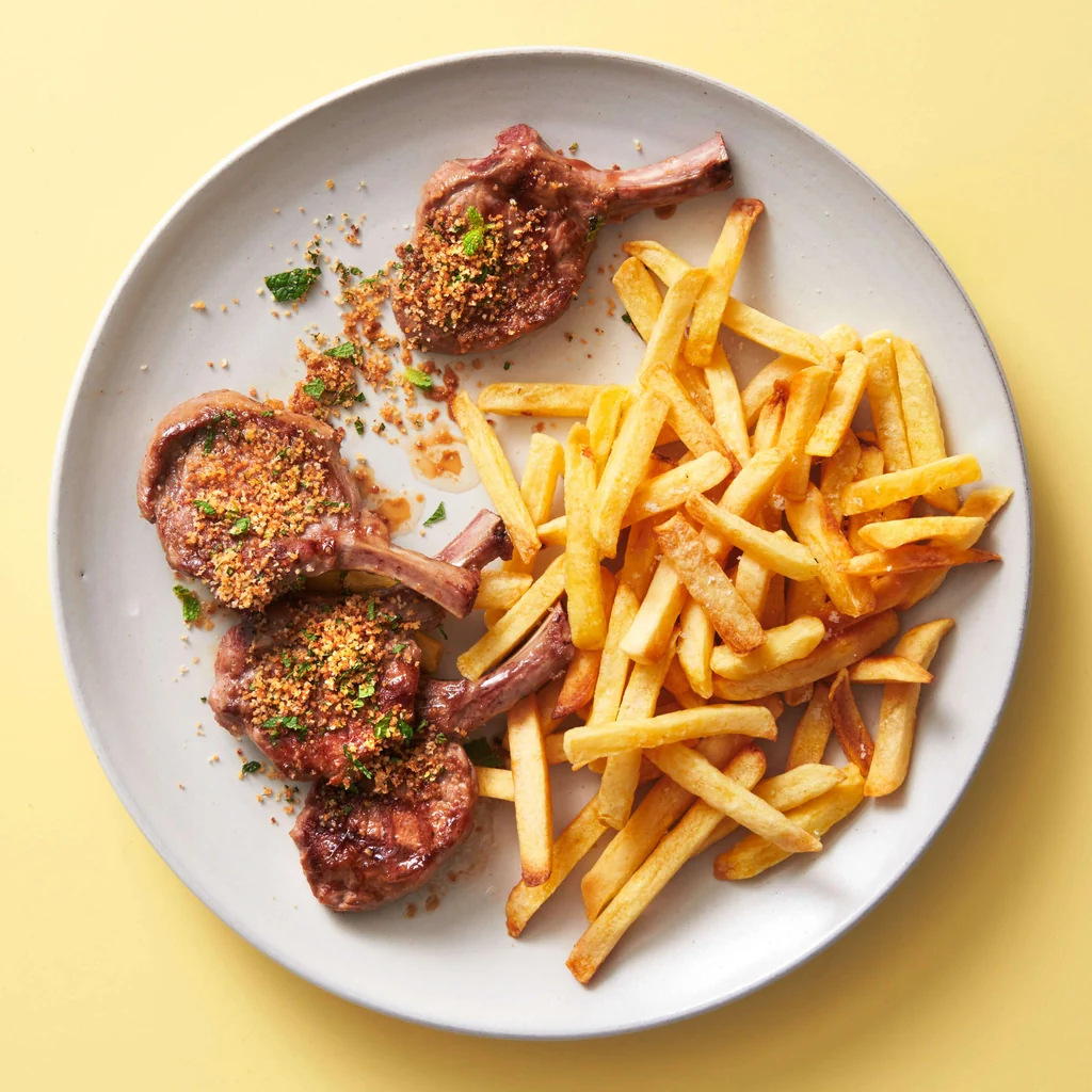 Lammkoteletts mit Kräuterstreusel