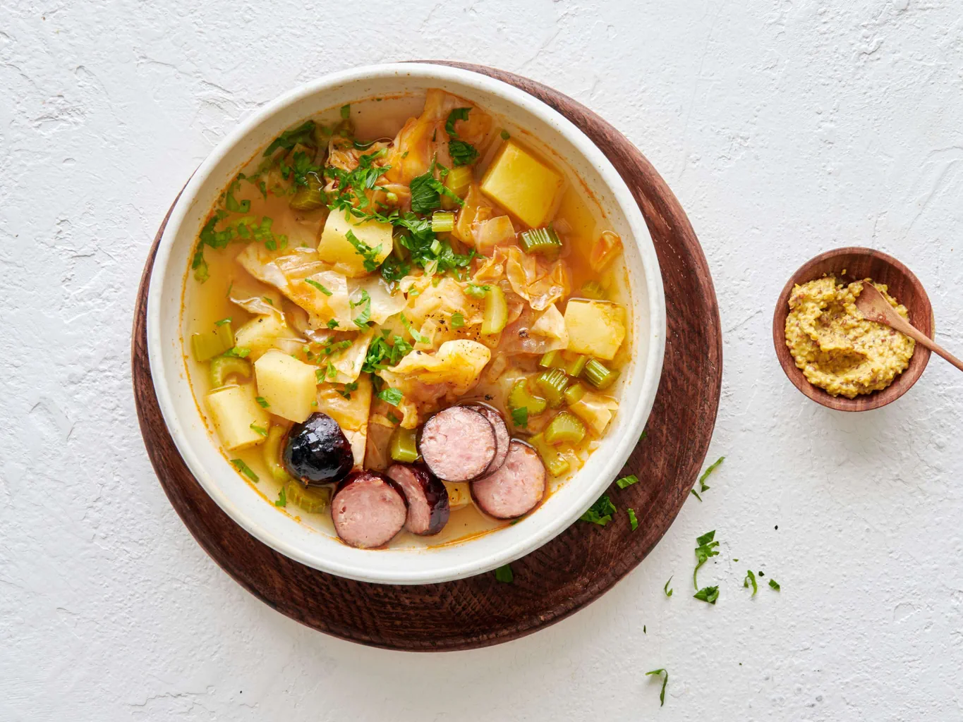 Spitzkohlsuppe