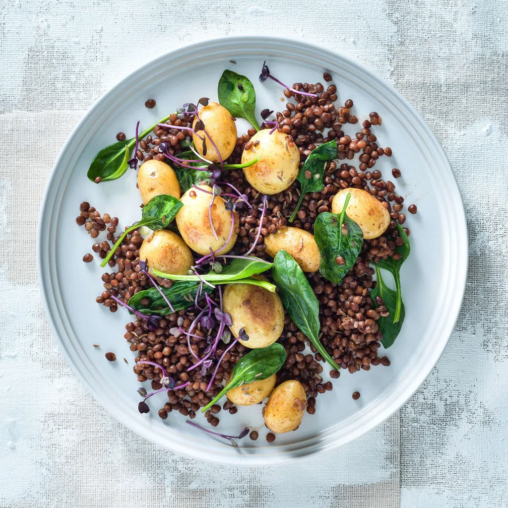Kartoffelsalat mit Linsen