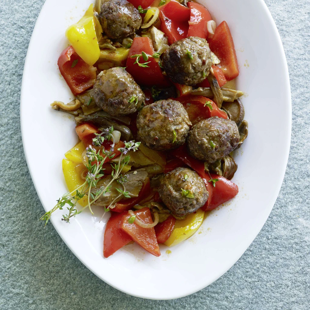 Polpette di carne con peperonata ai porcini