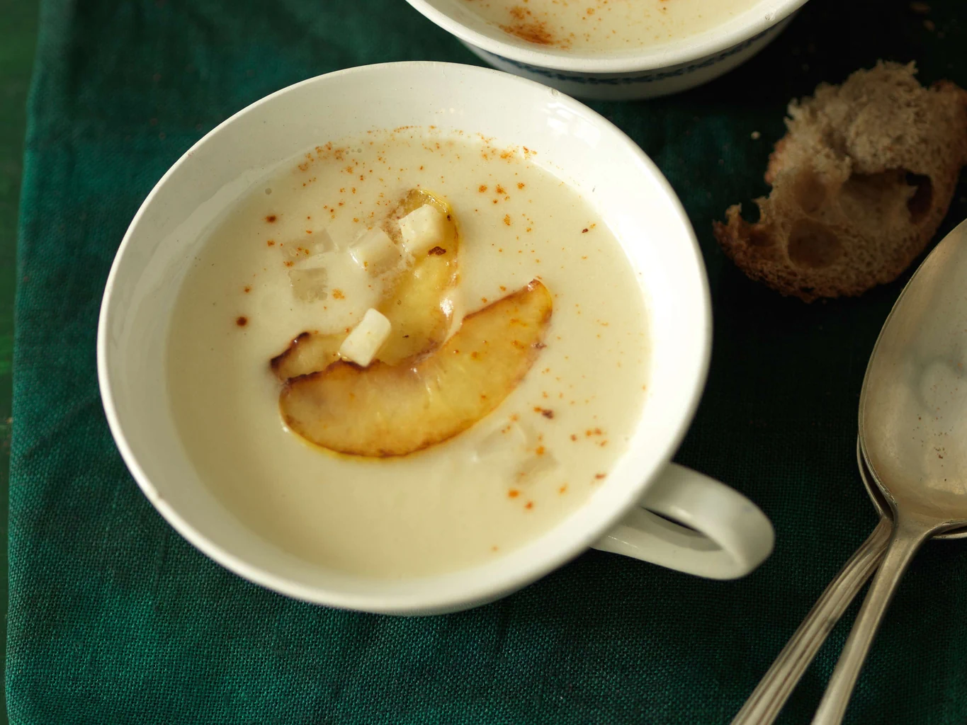Velouté de céleri au cidre