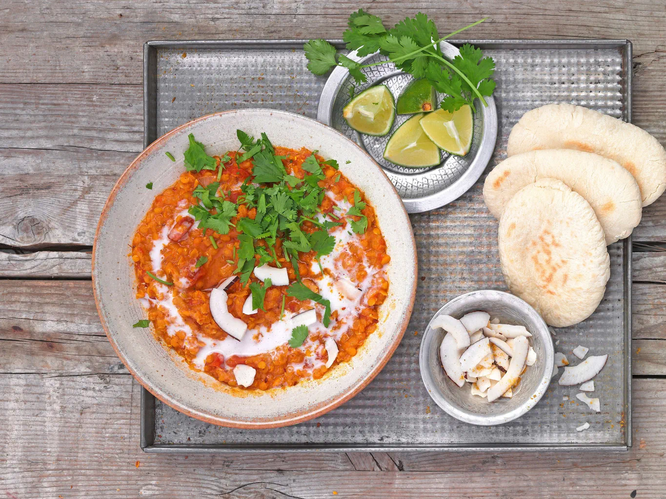 Tomaten-Kokos-Dal